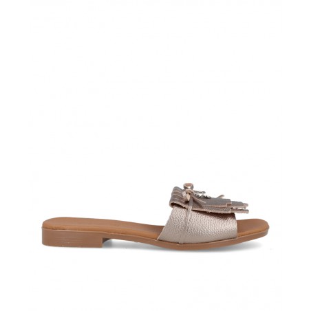 h2Sandalias con flecos Andares Abi 16 h2 pSumergete en la tendencia con las Sandalias con flecos Andares Abi 16 el calzado que 