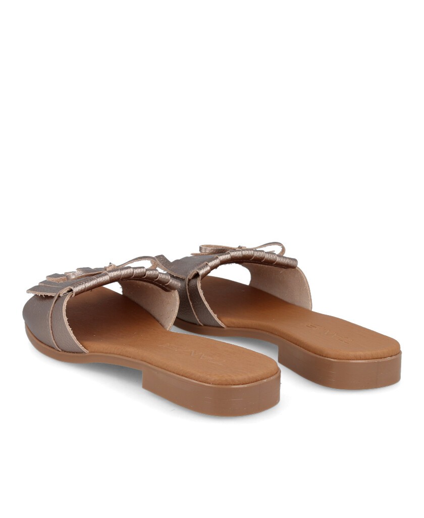 Andares Abi 16 Fringed Sandals