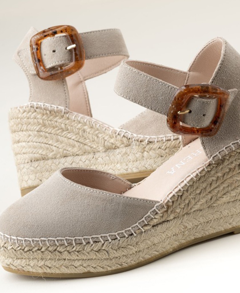 Macarena Yune 26 tortoiseshell espadrilles with buckle