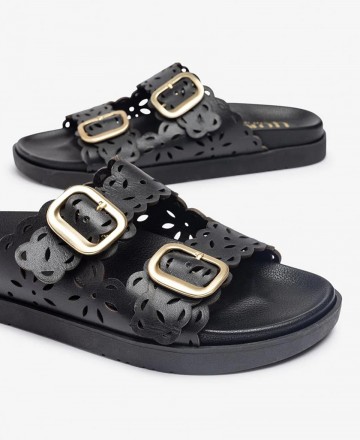 Sandalias con troquelado Yokono Morena 306-02