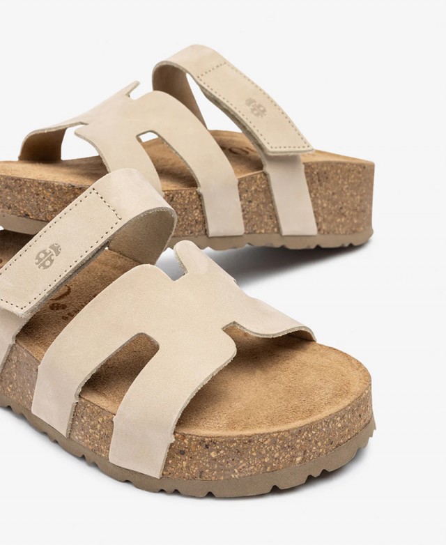 Yokono Wiwi 125-01 platform sandals