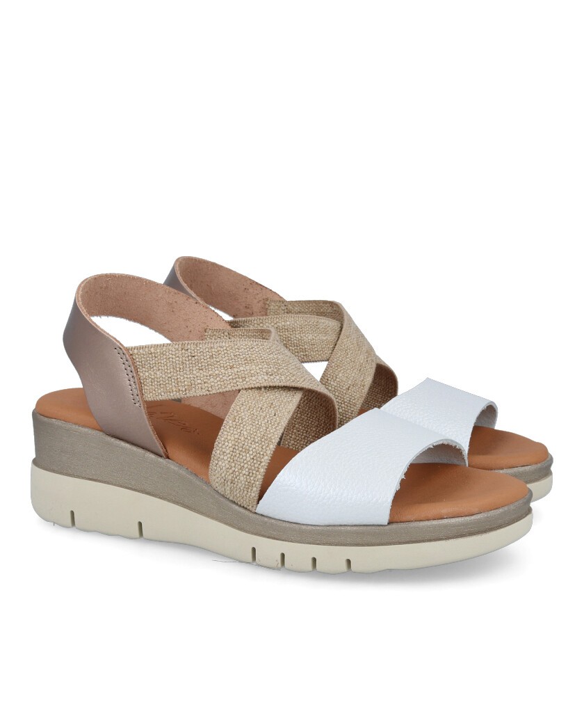 Andares 255431 Women's White Elastic Strap Sandal