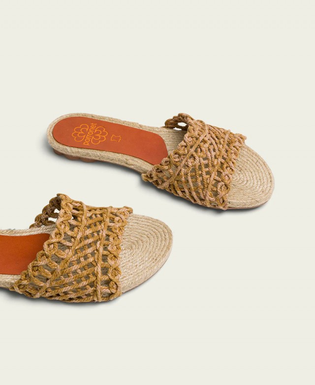 h2Sandalias de yute Porronet Cora  W215 020 h2 pSumergete en la autentica esencia del verano en Cadiz con las Sandalias de Yut