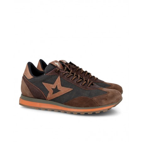 Zapatillas urbanas color camel Cetti C-1259