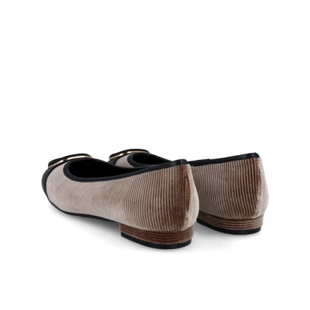 Catchalot Eastland 02757 7 Embellished Ballerina Flat