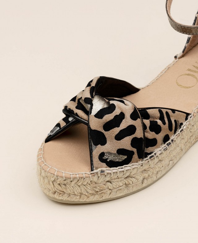 Gaimo Torgos animal print espadrilles