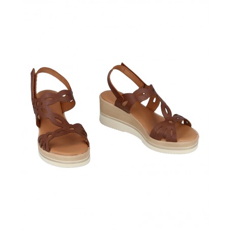 Sandalias marrones con cuña Andares 260421