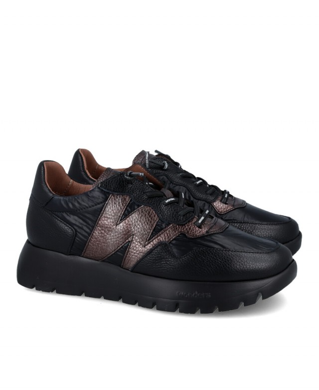 h2Zapatos deportivos Wonders A 2491 h2 pDescubre la perfecta armonia entre sofisticacion urbana y tecnologia de confort con los