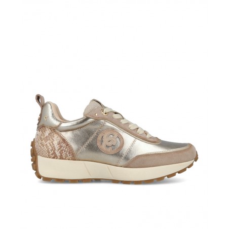 Zapatillas urbanas metalizadas Carmela 162699