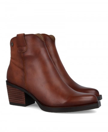 Zapatos marrones de tacón medio Porronet 4752