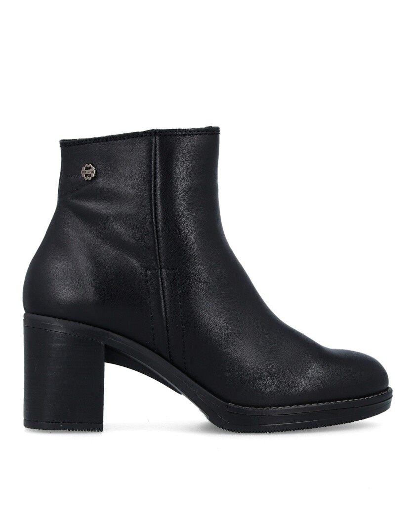 Porronet 4780 wide-heeled ankle boots