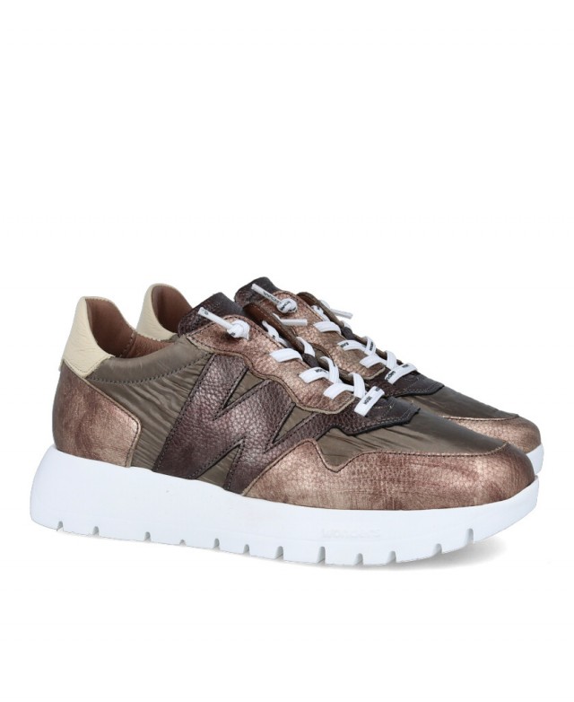 Sneakers metalizadas con cordones Wonders A-2491 Sneakers metalizadas con cordones Wonders A-2491