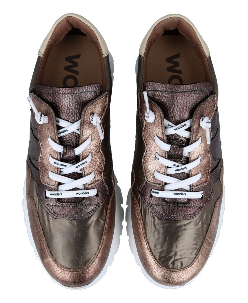 Wonders A-2491 Metallic Sneakers with Laces