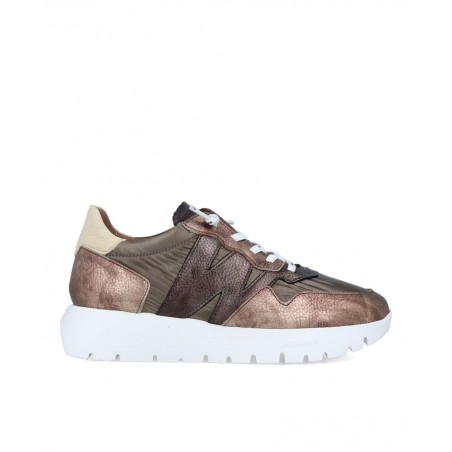 Sneakers metalizadas con cordones Wonders A-2491