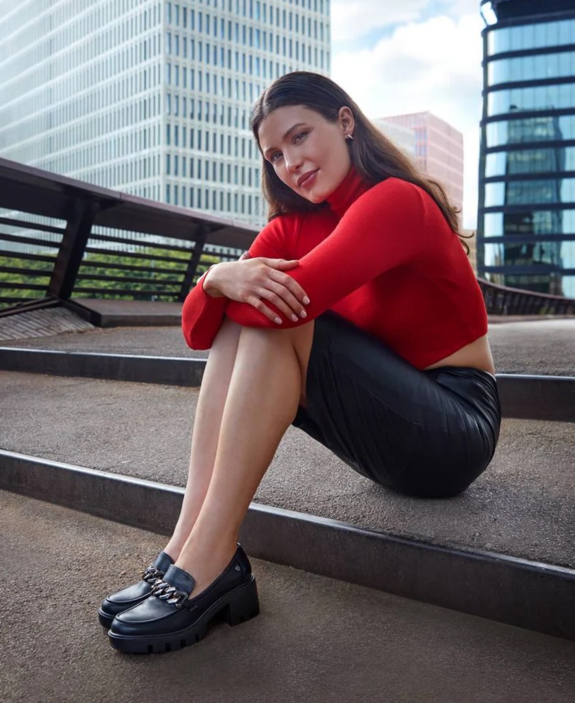 Xti 142069 Heeled loafers with track sole