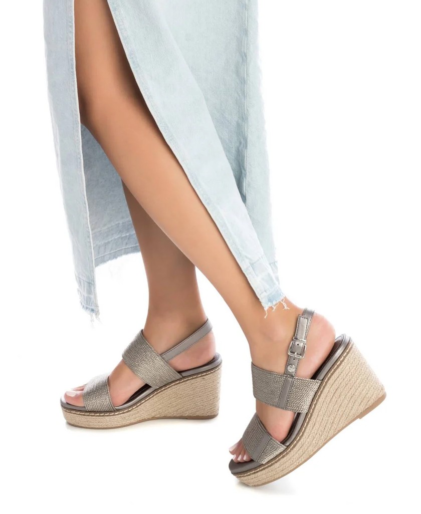 Alpargata metalizada Xti 142832