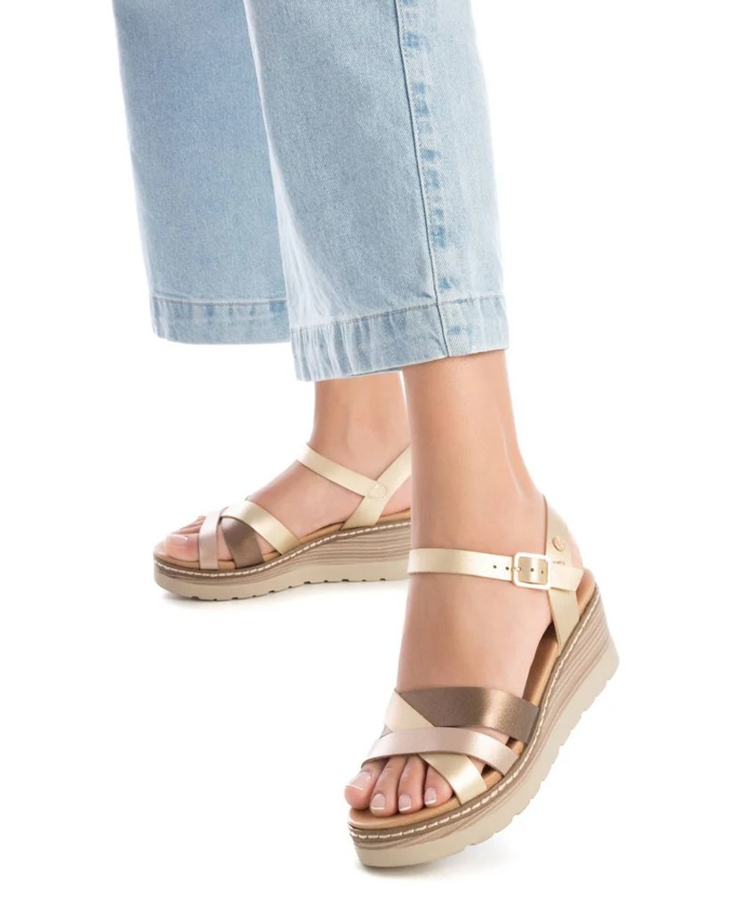 Xti 142853 metallic casual wedge sandal