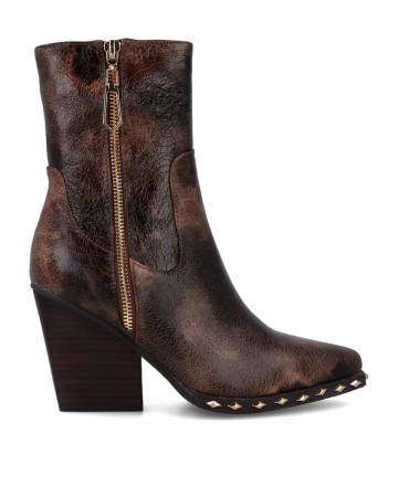 Noa Harmon Caffeine 10140 studded ankle boots
