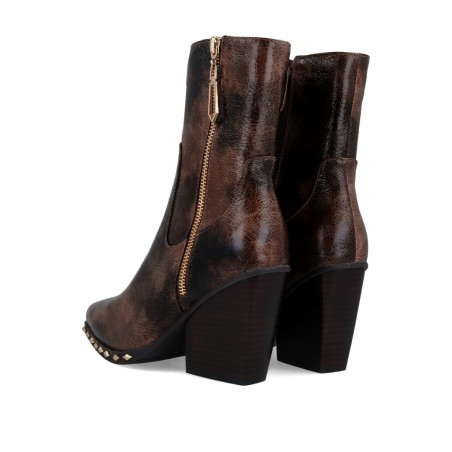 Noa Harmon Caffeine 10140 studded ankle boots
