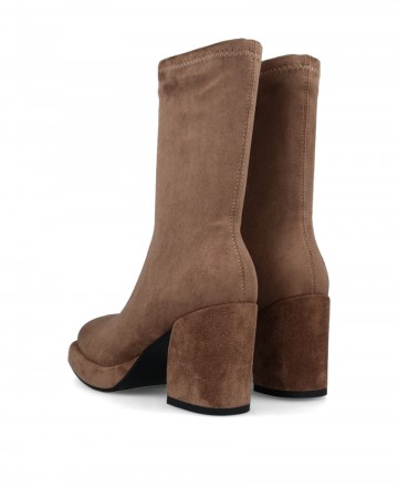 Noa Harmon 9821 elasticated heeled ankle boots