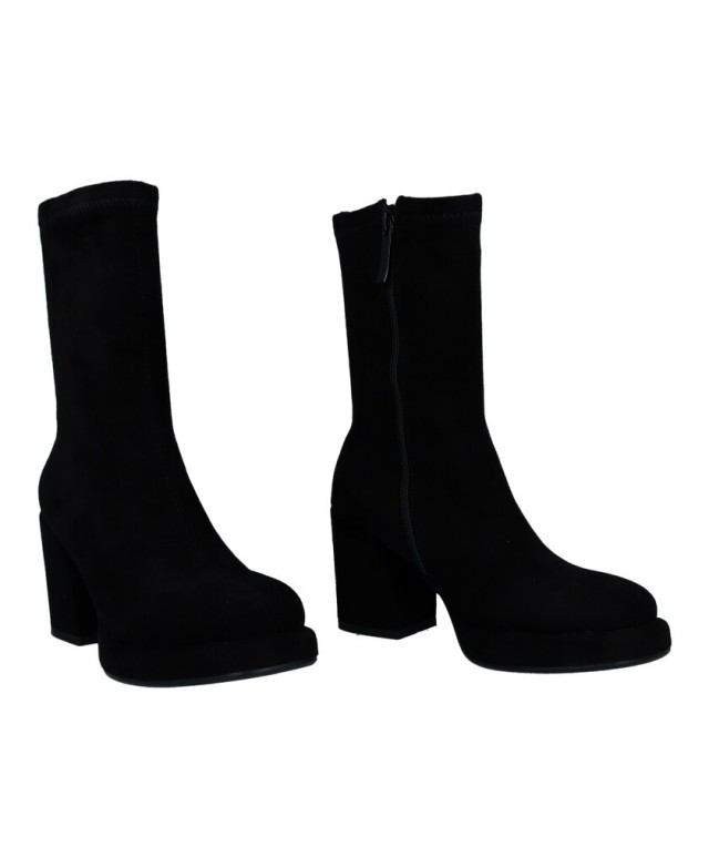 Noa Harmon 9821 black platform heeled ankle boots