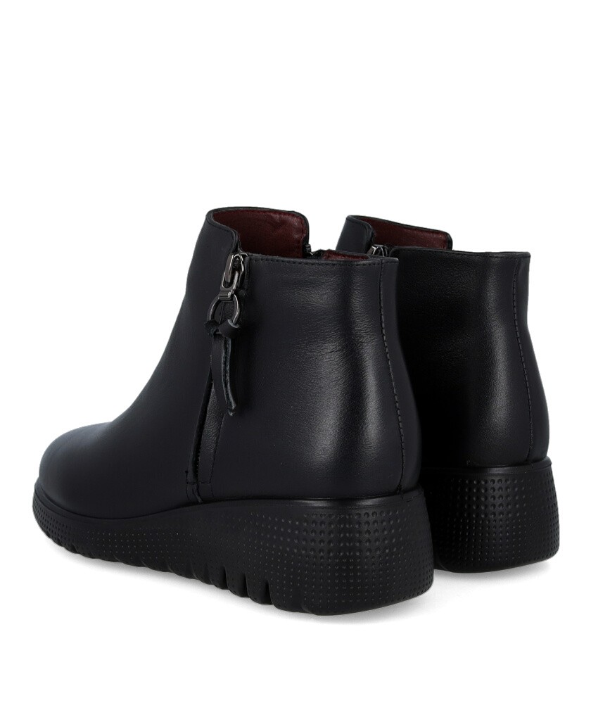 Happy Monk Granada 007 Black Zipper Ankle Boot