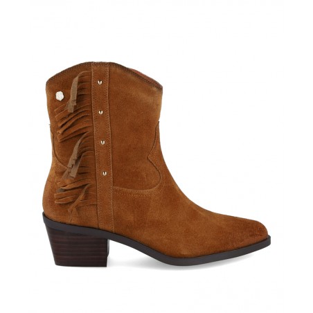 Camel-colored cowboy ankle boots Carmela 162663