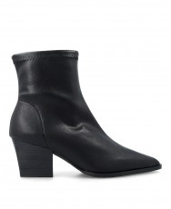h2Botines elasticos de color negro Miss Elastic 78151 h2 pAnade un toque de estilo y confort a tus looks diarios con los elegan h2Botines elasticos de color negro Miss Elastic 78151 h2 pAnade un toque de estilo y confort a tus looks diarios con los elegan