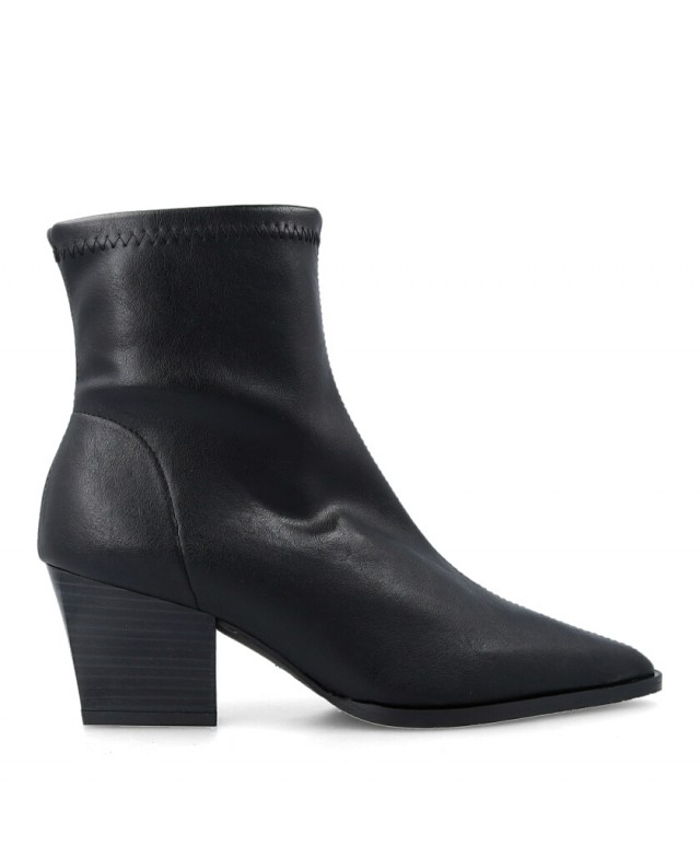 h2Botines elasticos de color negro Miss Elastic 78151 h2 pAnade un toque de estilo y confort a tus looks diarios con los elegan h2Botines elasticos de color negro Miss Elastic 78151 h2 pAnade un toque de estilo y confort a tus looks diarios con los elegan