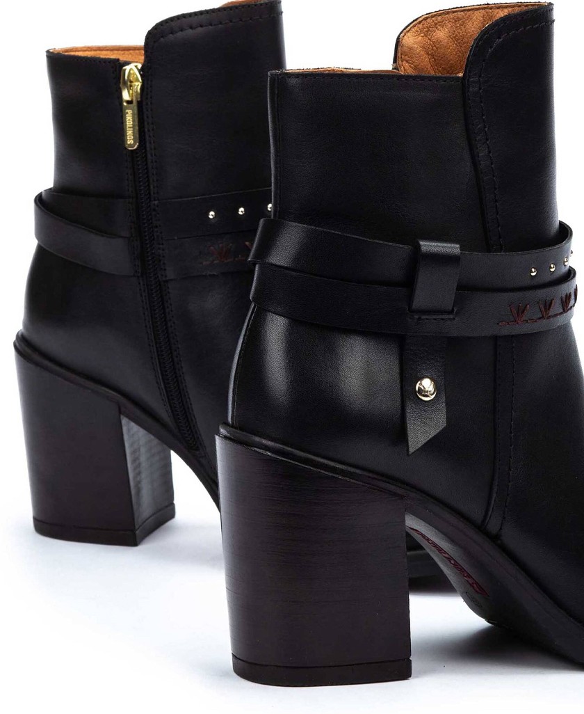 Pikolinos Rioja W7Y-8940 Black high-top bootie