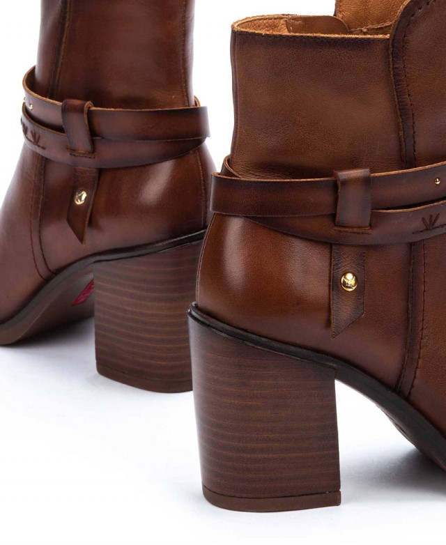 Pikolinos Rioja W7Y-8940 Ankle boots with straps Pikolinos Rioja W7Y-8940 Ankle boots with straps