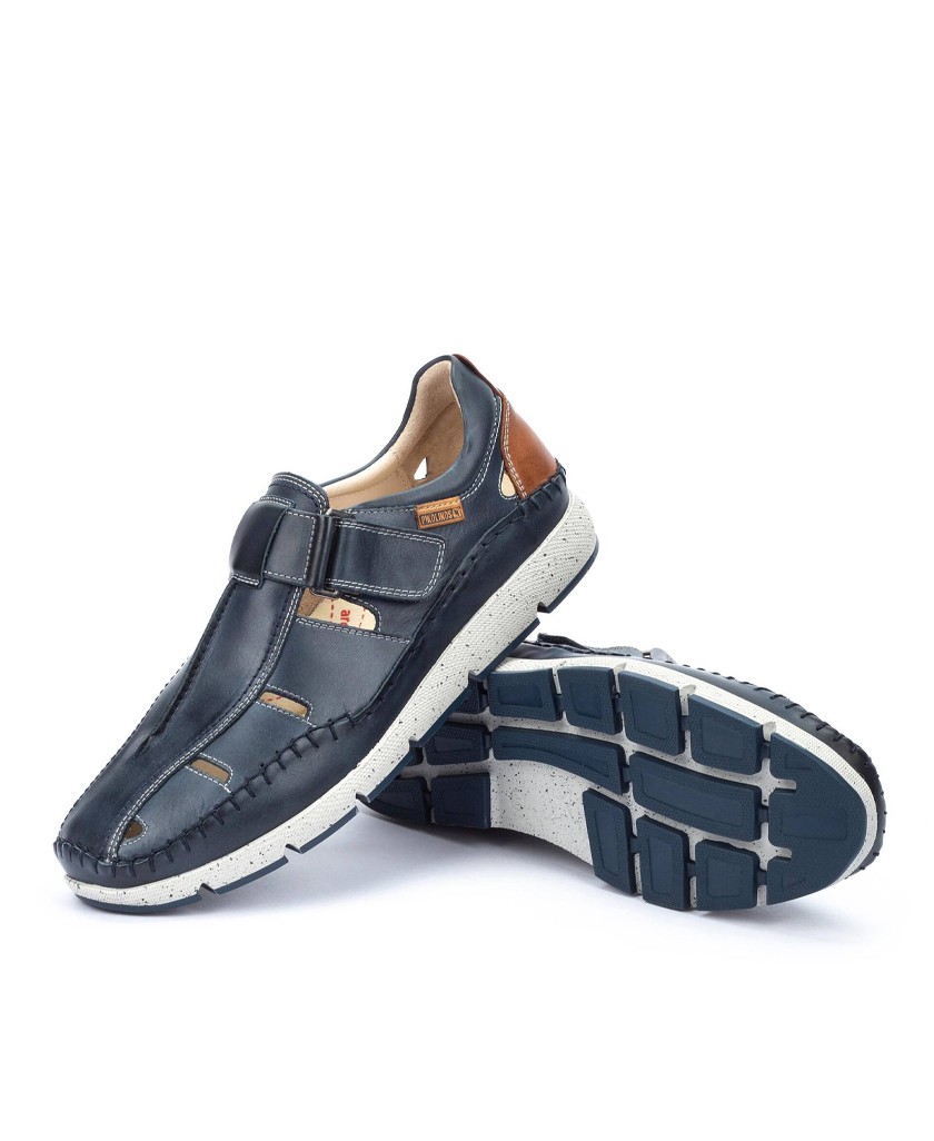 Pikolinos M4U-0100-C1 leather slingback sandals