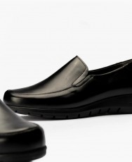 Leather loafers with low wedge Pitillos 107