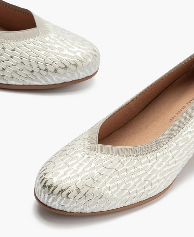 Pitillos V-neck pumps 10460