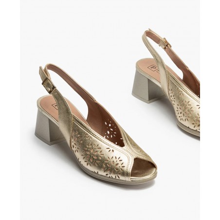Pitillos 10532 low heel peep toe pump