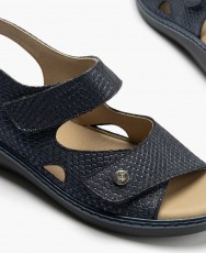 Navy blue open sandal Pitillos 10300