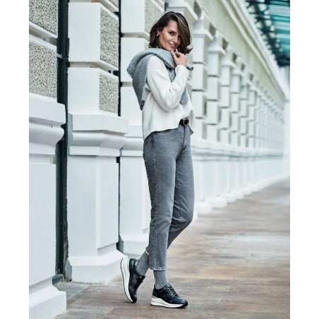 Sneaker negra urbana Pikolinos Girona W2C-6548C2