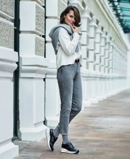 Black urban sneakers Pikolinos Girona W2C-6548C2