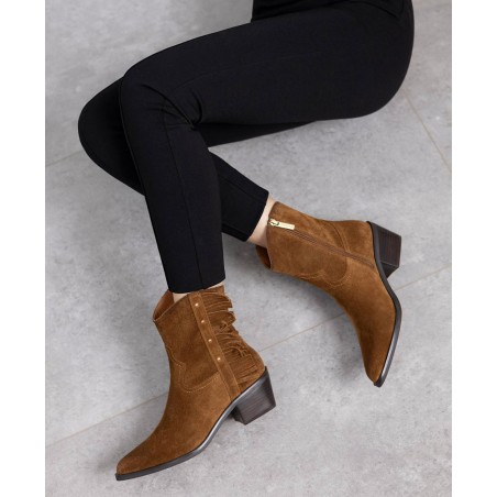 Botines cowboy de color camel Carmela 162663