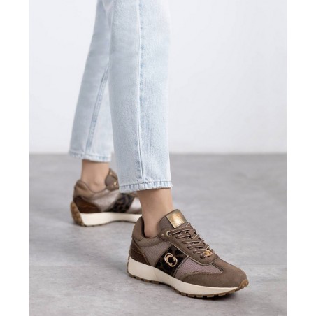 Deportivas de piel color taupe Carmela 162702