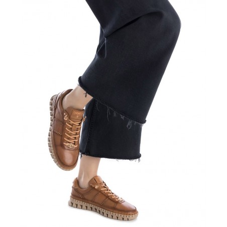 Carmela 162528 Toothed Sole Sneakers