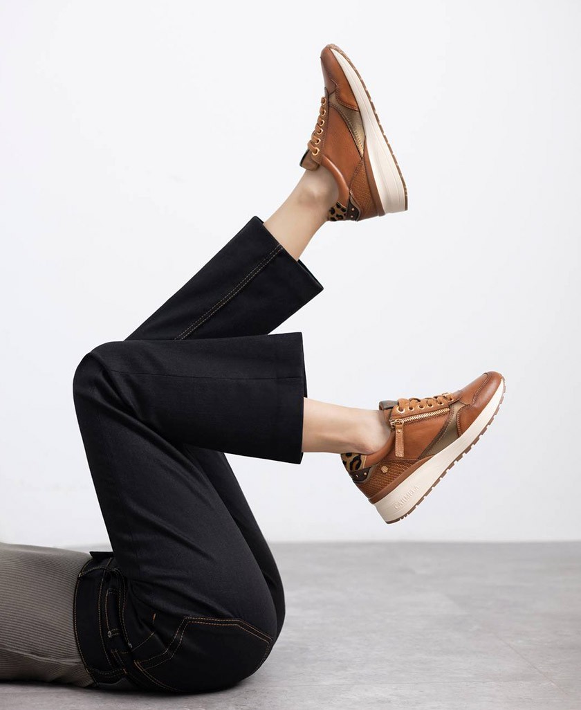 Zapatos de mujer con cuña Carmela 162442