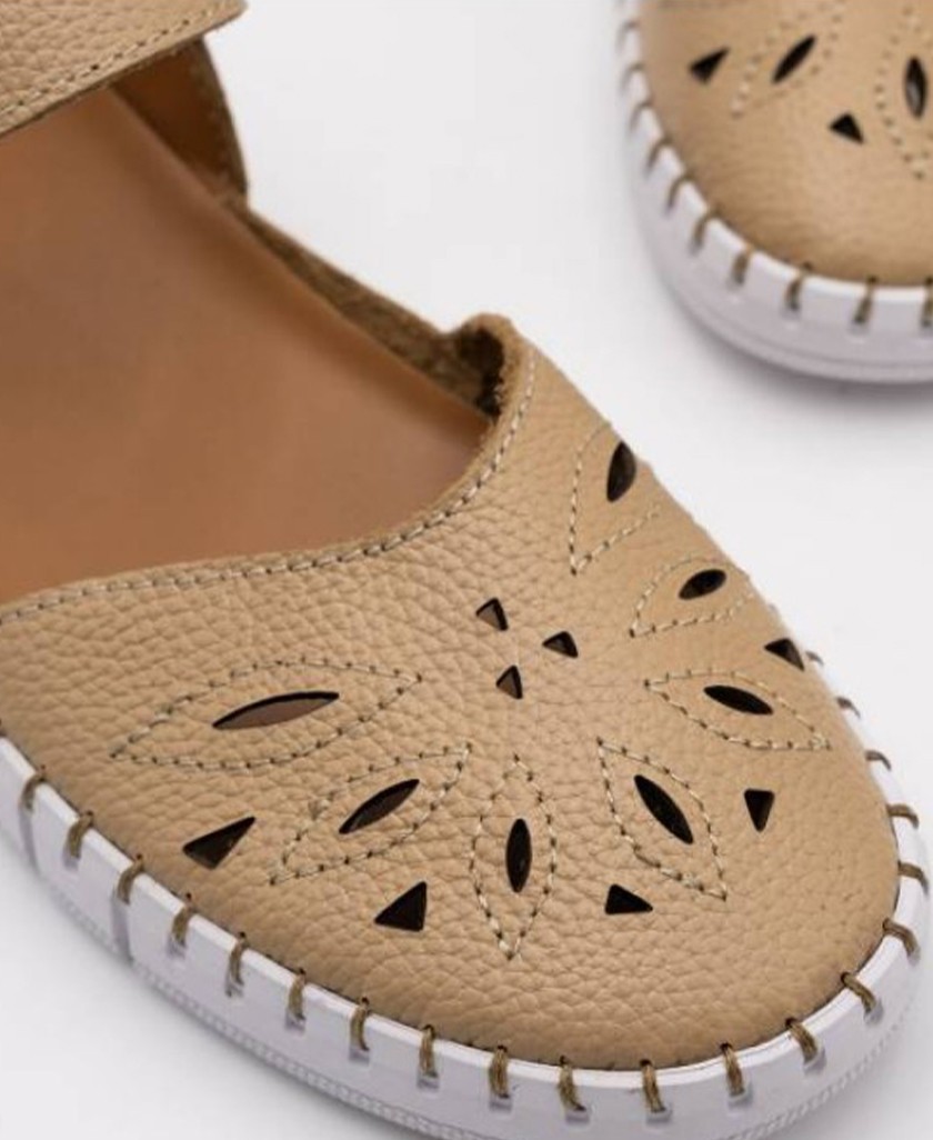 Semi open sandal Happy Monk Creta-018