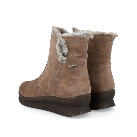 h2Botines de pelo con cuna Imac 856699 7152017 h2 pDescubre los botines de pelo Imac 856699 7152017 para mujer en color taupe e
