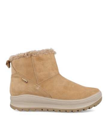 h2Botines con forro de pelo Imac 859009 7181017 h2 pAfronta el frio con estilo y comodidad gracias a los botines de serraje IMA