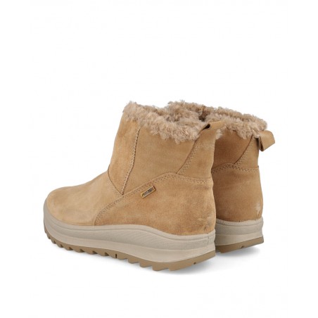 h2Botines con forro de pelo Imac 859009 7181017 h2 pAfronta el frio con estilo y comodidad gracias a los botines de serraje IMA