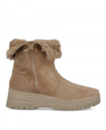 h2Botin camel con forro abrigo Imac 8570377176013 h2 pAnade un toque de calidez y elegancia a tu estilo invernal con los botine