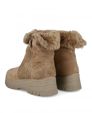 h2Botin camel con forro abrigo Imac 8570377176013 h2 pAnade un toque de calidez y elegancia a tu estilo invernal con los botine