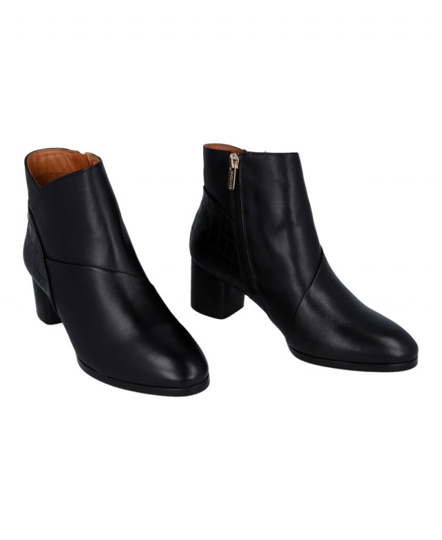 h2Botin negro de tacon Pikolinos Calafat W1Z 8575C1 h2 pEleva tu estilo con el zapato Pikolinos modelo Calafat W1Z 8575C1 el co h2Botin negro de tacon Pikolinos Calafat W1Z 8575C1 h2 pEleva tu estilo con el zapato Pikolinos modelo Calafat W1Z 8575C1 el co