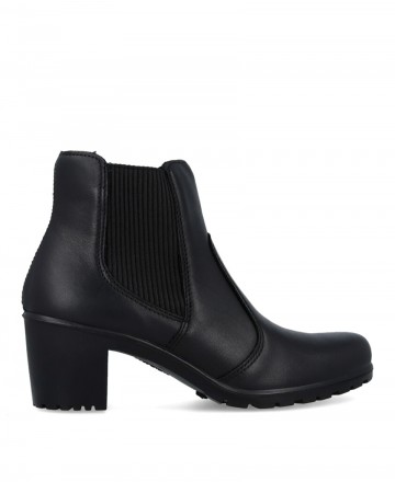 h2Botin negro con cremallera Imac 8551401400011 h2 pAnade un toque de elegancia y funcionalidad a tu look diario con los zapato